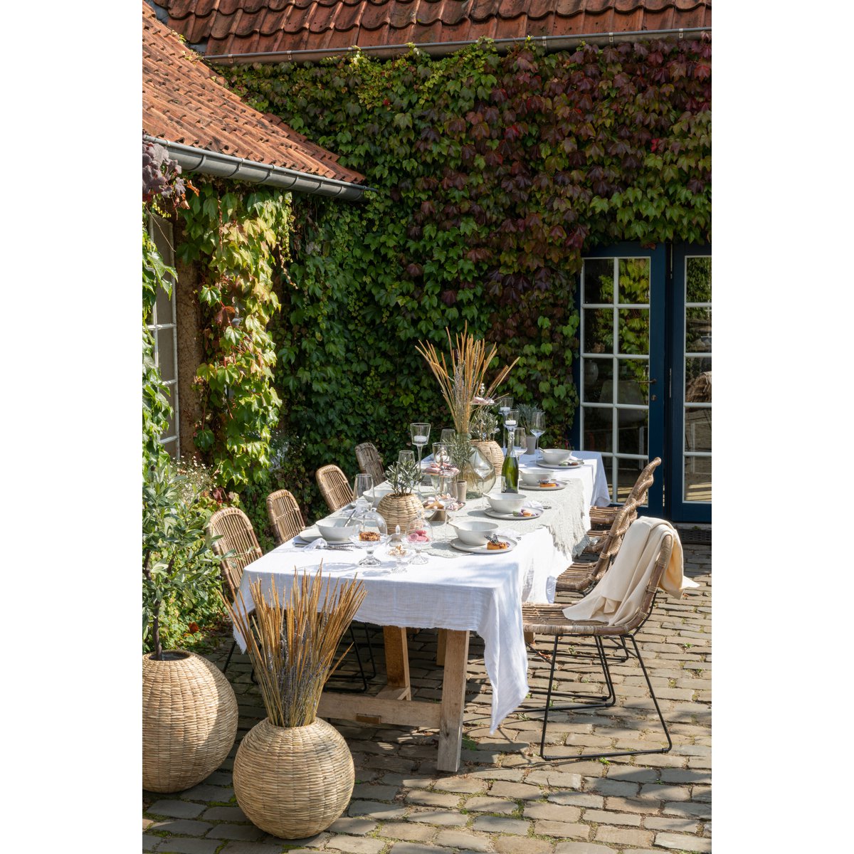 Vase Yumi Bol J-Line en rotin naturel, ambiance décorative