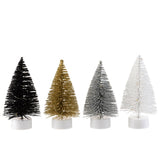 Vue de côté du sapin de Noël J-Line en plastique argenté