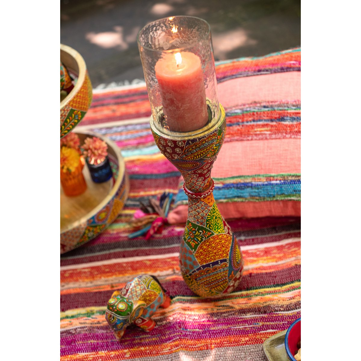 Bougeoir Delhi sur table décorée - ambiance intérieure