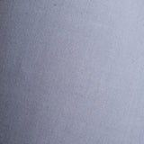 Détail de la base en marbre de la lampe Araga