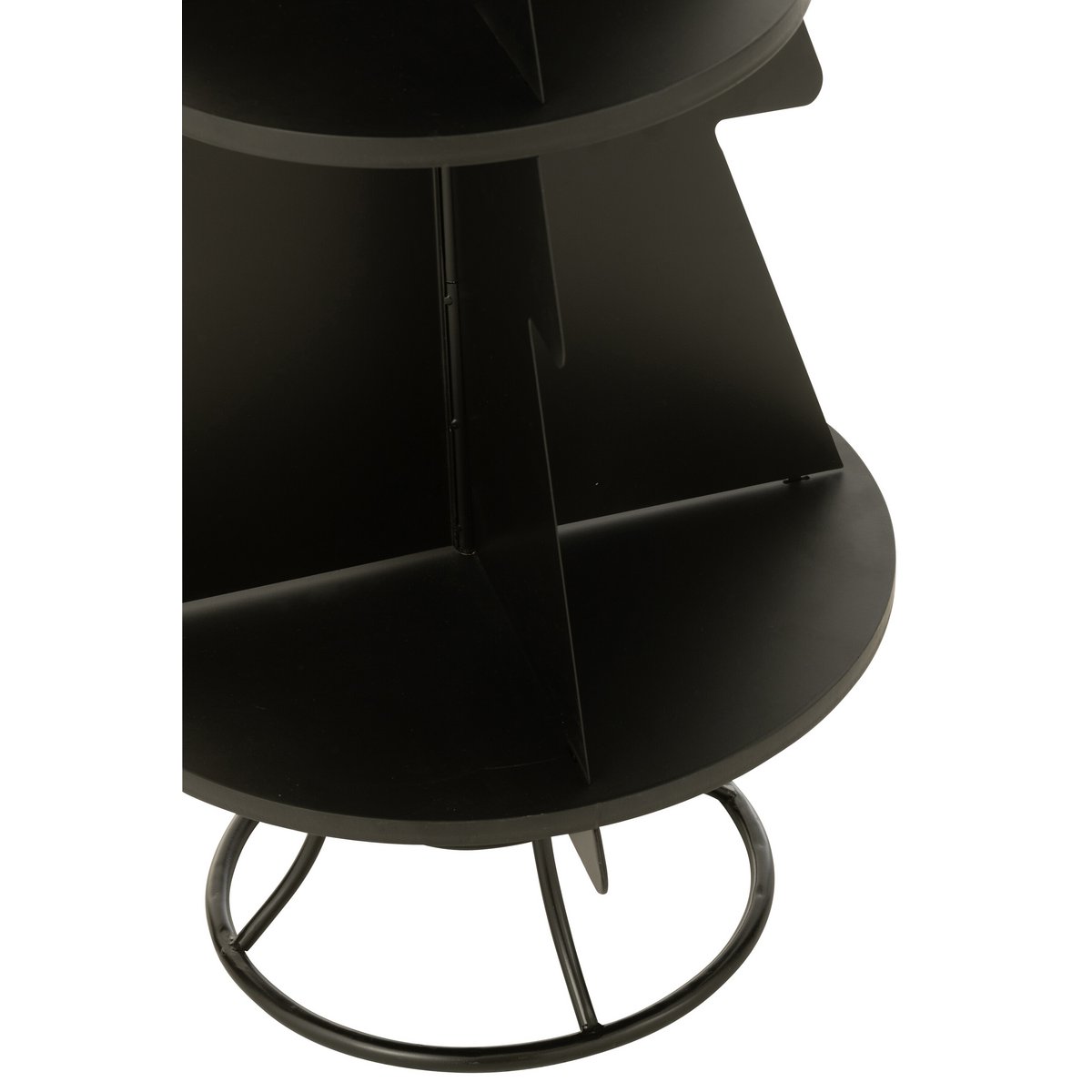 Détail de l'étagère J-Line en métal noir, design moderne