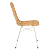 Zoom sur le dossier en rotin de la chaise Ema Rattan J-Line