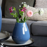 Vase en verre gris bleu foncé