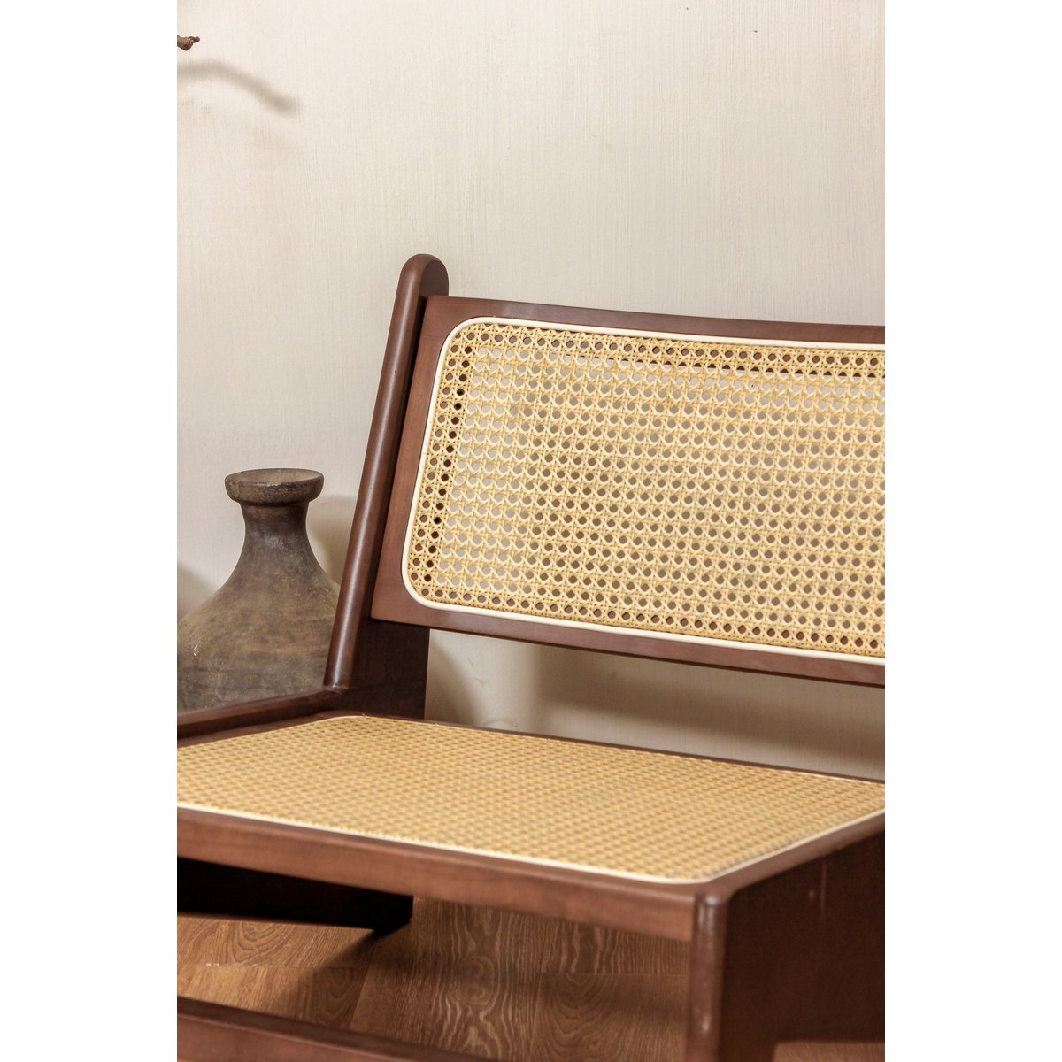 Détails du coussin de soutien du fauteuil Kangourou, élégant et discret