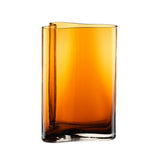 Nouveau vase haut au design moderne inspiré de CORAL et Aalto, COR30AM
