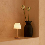 Lampe de table rechargeable en bois marron clair Zoë