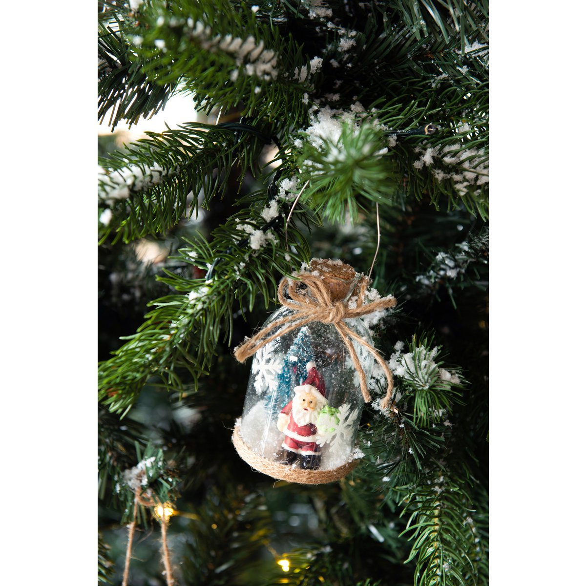 Suspension J-Line Bouteille en verre avec figurine de Noël, vue de face
