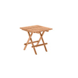 Table d'appoint en teck sur terrasse ensoleillée