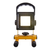 Spotlight LED "Pablo", en plastique noir avec des LED fermement intégrés, pratique pour le garage, l'atelier et le camping