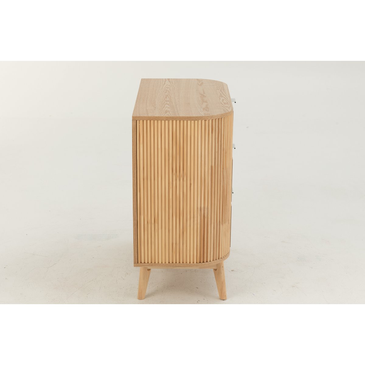 Armoire J-Line dans une chambre moderne