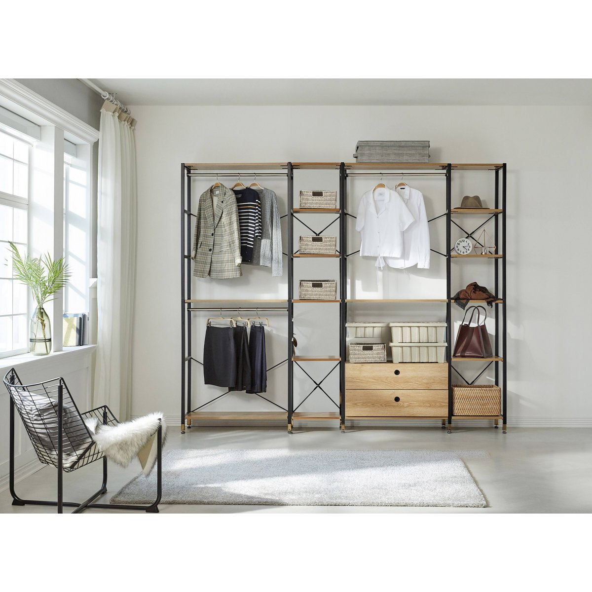 Étagère en MDF avec finition acacia, idéale pour livres et décorations