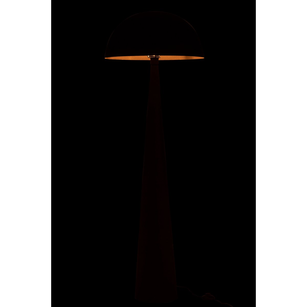 Détail du lampadaire J-Line Chample, finition moderne