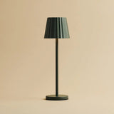 Lampe de table nervurée vert olive Maya