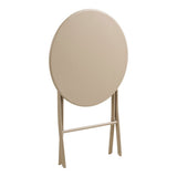 Zoom sur le design minimaliste des chaises Arcas