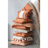 Détail des franges du coussin J-Line Kwastje