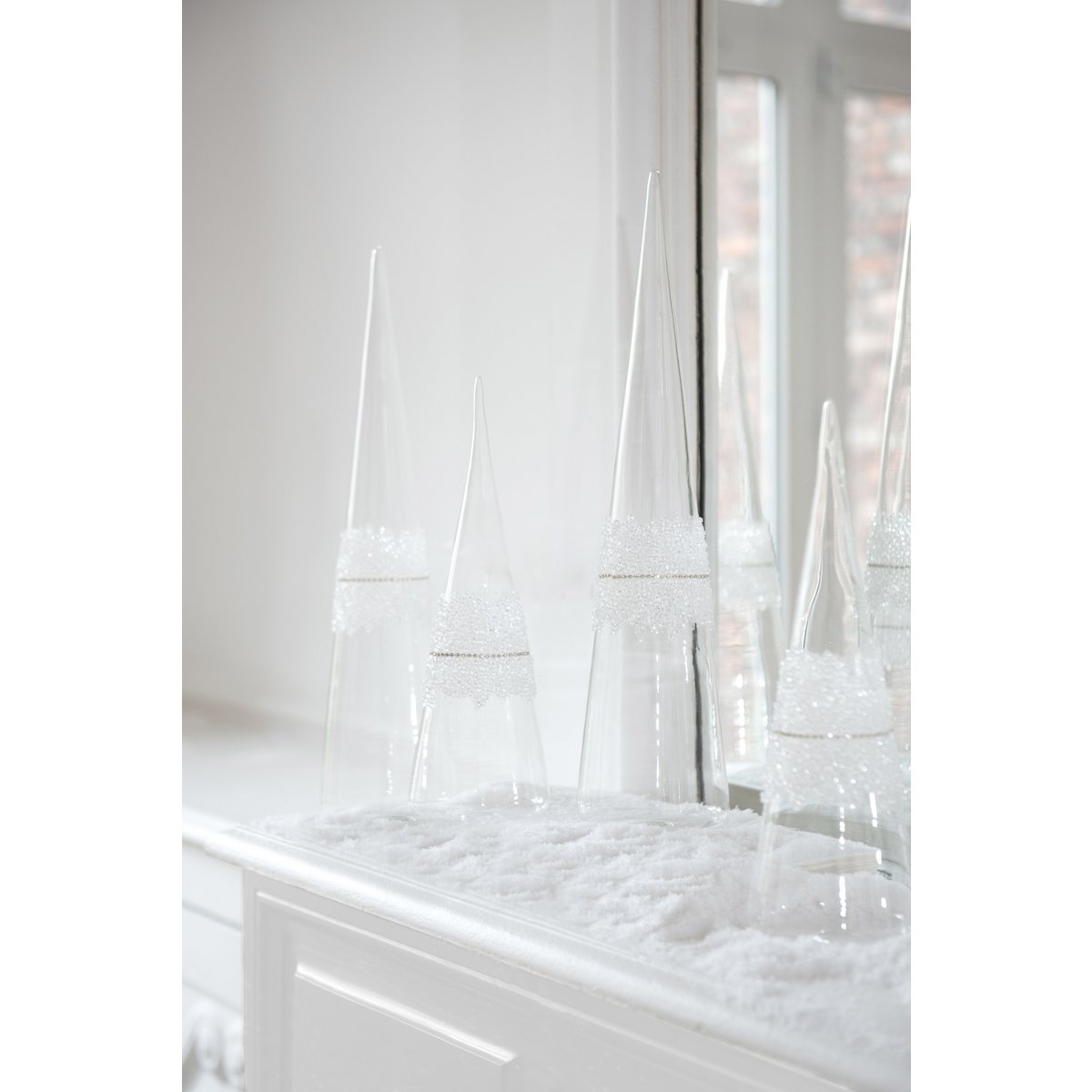 Cône en verre J-Line, détail de la finition transparente