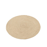 Tapis Miami Outdoor J-Line installé dans un espace extérieur élégant