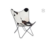 Vue rapprochée de l'assise en peau de vache de la chaise longue J-Line