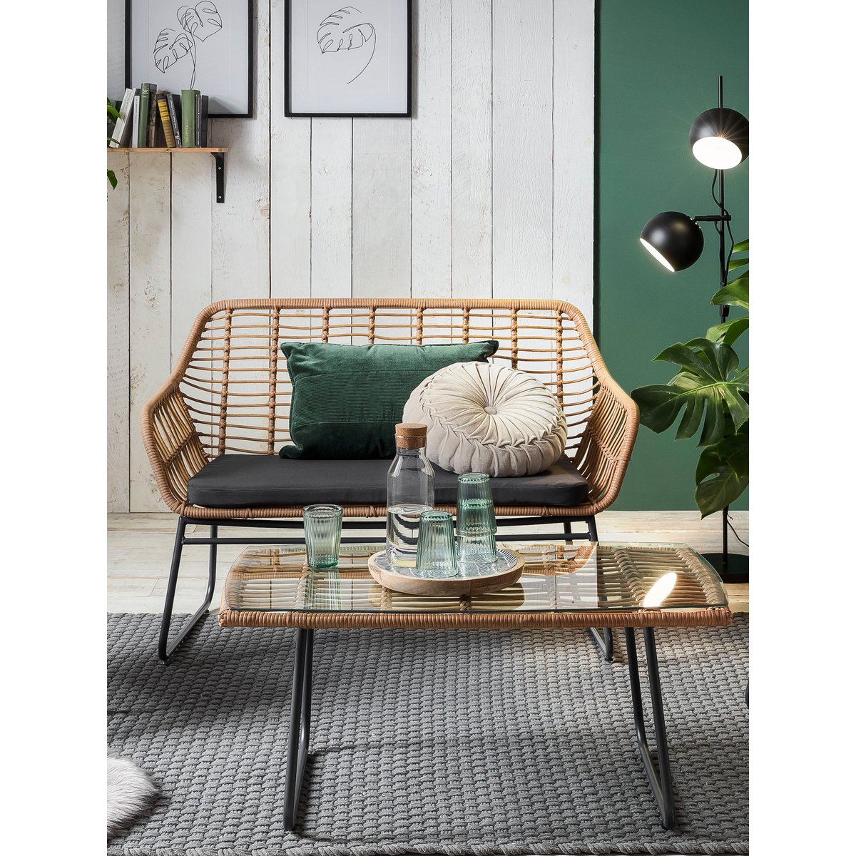 Chaises en polyrotin avec coussins confortables