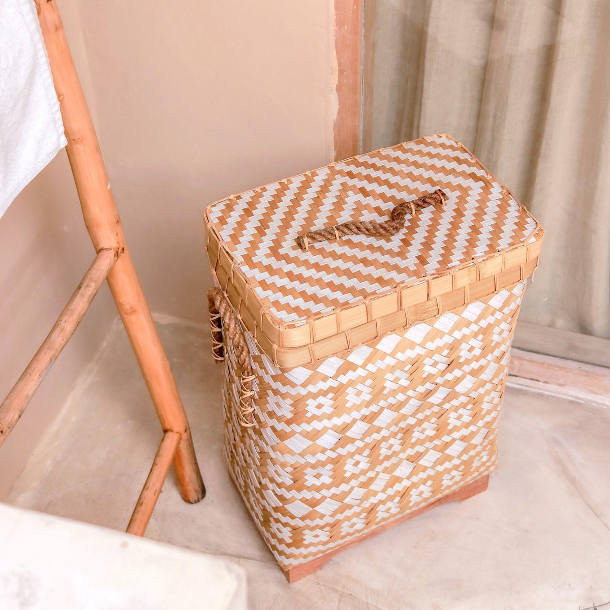 Panier DARI utilisé comme élément décoratif dans un intérieur