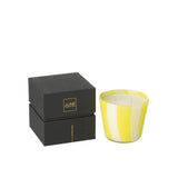 Bougie parfumée J-Line Noa en jaune, ambiance chaleureuse