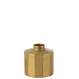 Vase carré doré en métal J-Line, design moderne et élégant.