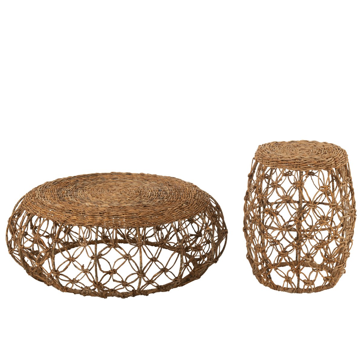 Table basse Soucoupe dans un salon décoré avec style