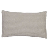 Coussin Maia Lin recyclé 30x50, élégant et moderne, en tissu doux.