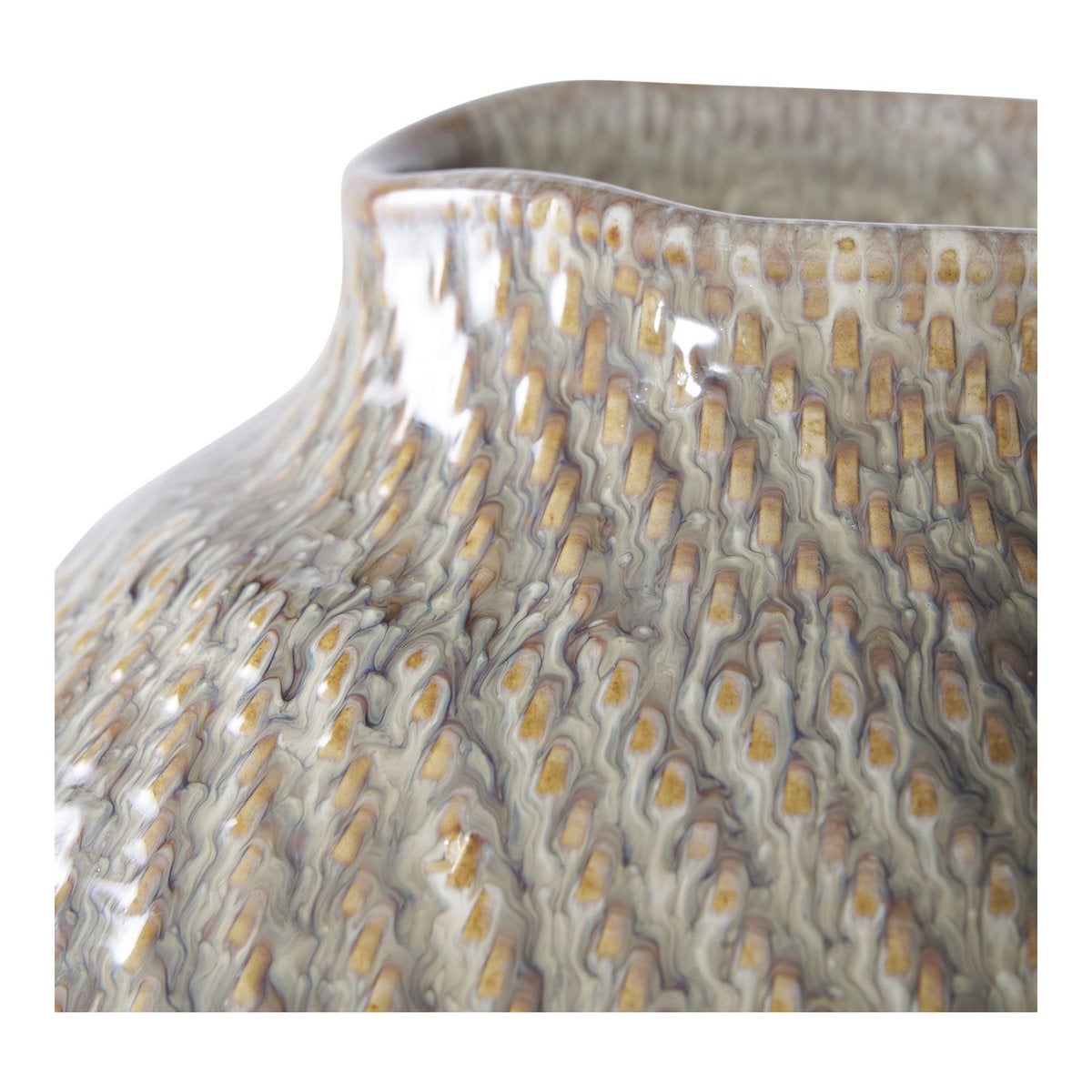 Gros plan sur la texture du vase en céramique