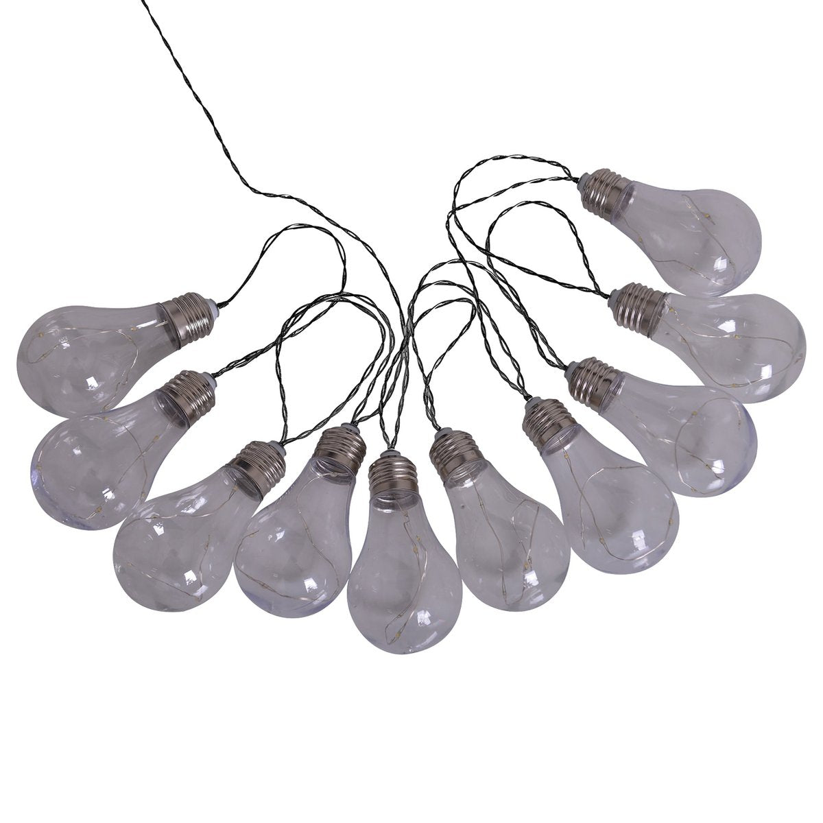 Chaîne lumineuse LED pendant une fête en plein air