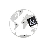 Tableau mémo carte du monde en métal avec aimants, vue de face