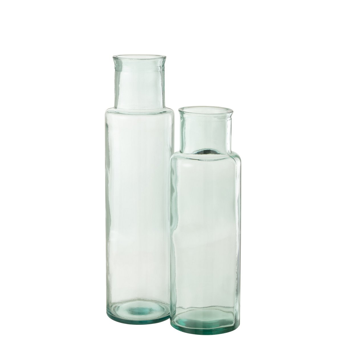 Vase J-Cylindre en verre sur une table décorée