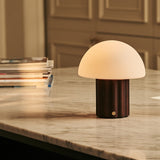 Lampe de table rechargeable en bois foncé marron