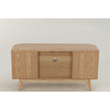 Armoire J-Line Round dans une chambre scandinave