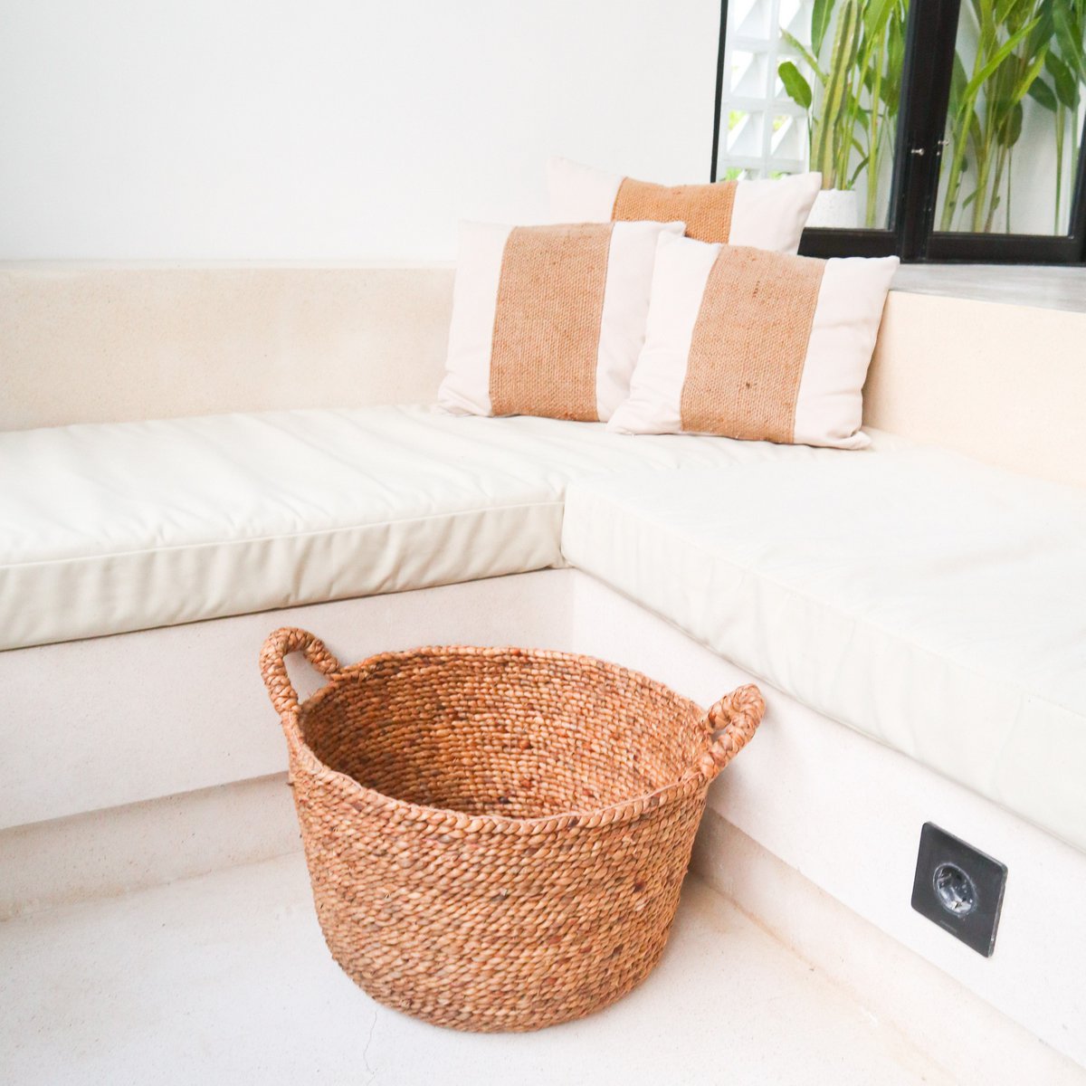 Panier SAMU en jacinthe d'eau taille S, élégant et pratique