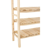 Étagère J-Line en teck naturel avec des objets de décoration, créant une ambiance chaleureuse.