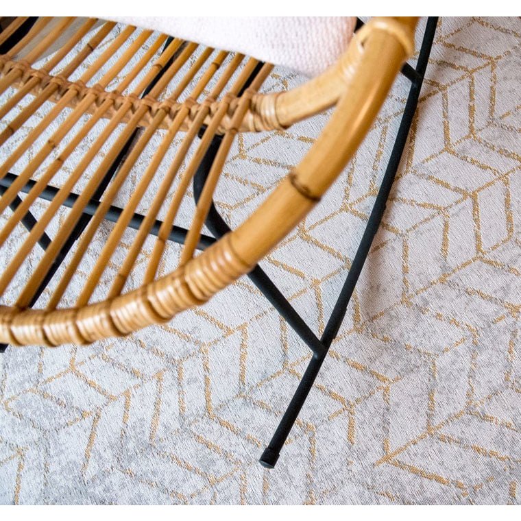 Détail du Tapis Eco Central Yellow mettant en avant les textures