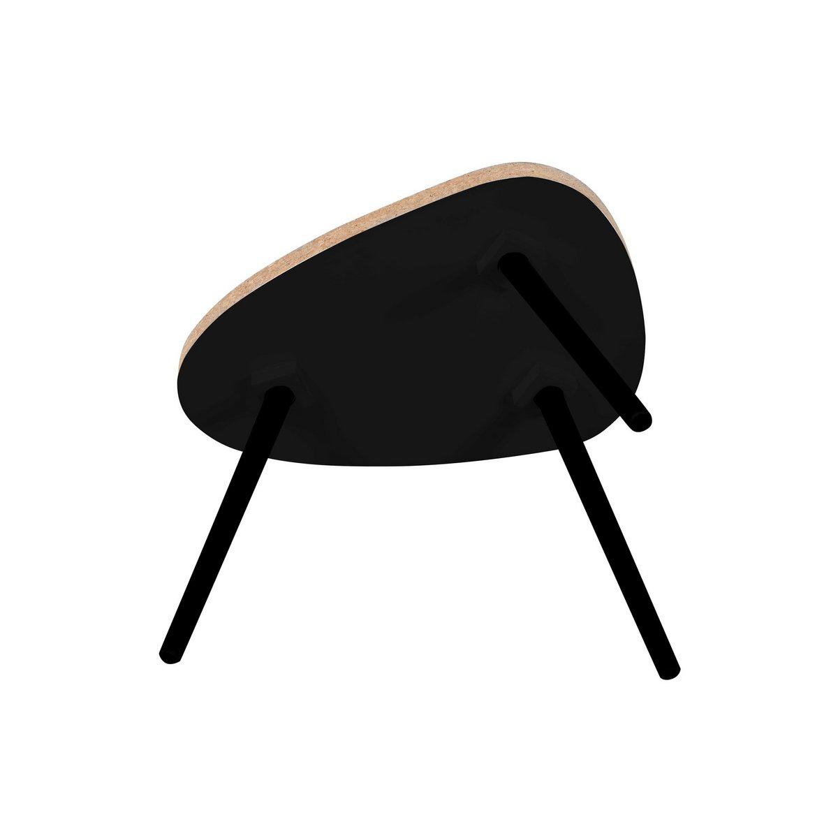 Tables d'appoint en bois et métal, disposées dans un salon moderne