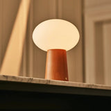 Lampe de table sans fil en bois marron marron Max