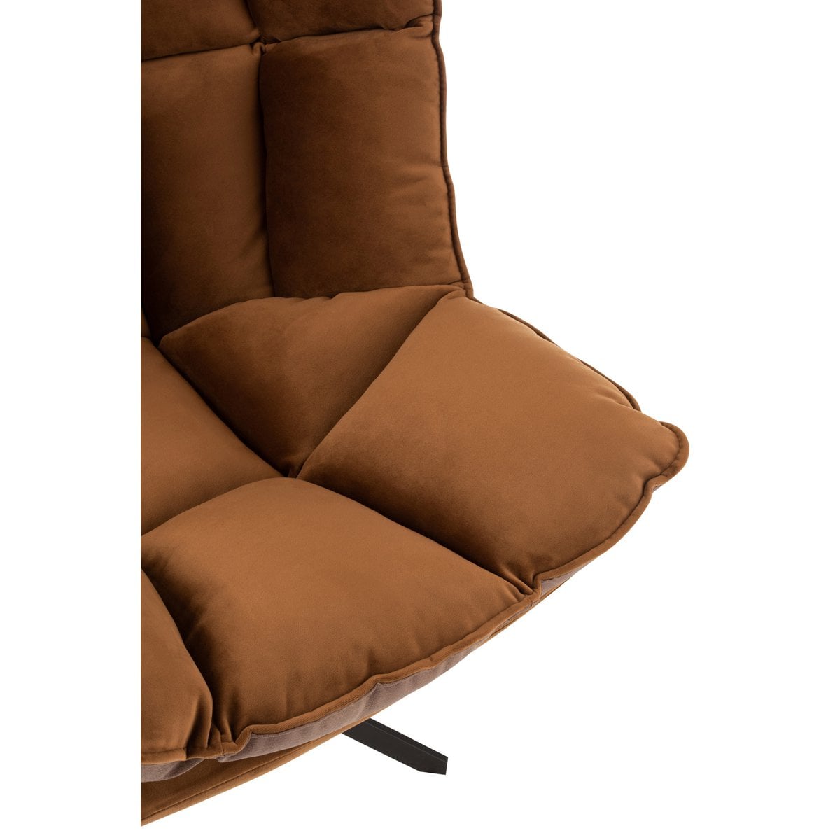 Chaise Relax J-Line dans un salon moderne, ambiance chaleureuse