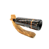 Porte-bouteille de vin lune sur une table décorée
