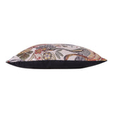 Détail du motif floral du coussin Alvito, couleurs vives