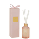 Détail de la bougie J-Line Bonheur, mettant en avant sa texture et son parfum.