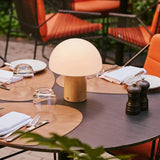 Lampe de table sans fil élégante Mia marron clair