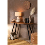 Vue rapprochée du motif et texture du tapis J-Line marron