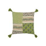 Coussin J-Line sur une chaise, ajoutant du style à votre intérieur