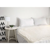 Lampe de table "New York", lampe de table en métal classique avec des lames de texte en blanc, avec une prise E27, 38,5 cm de haut, parfaite pour le salon, la salle à manger, le couloir et le bureau