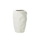 Vase J-Line Mirena en situation, apportant une touche de luxe à un intérieur.