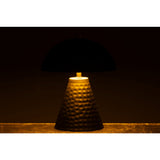 Détail du design élégant de la lampe J-Line Mushroom