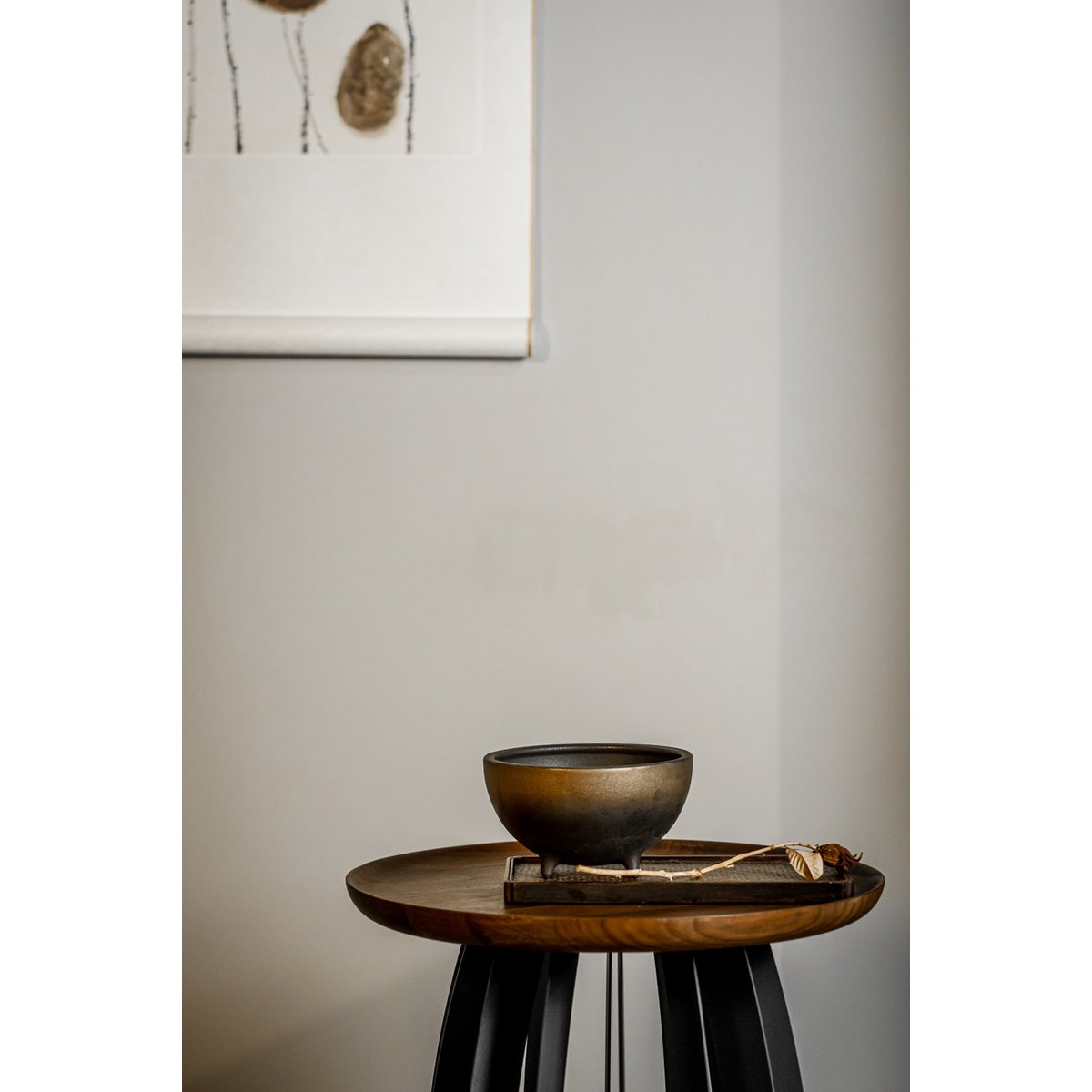 Bol en céramique sur une table élégante